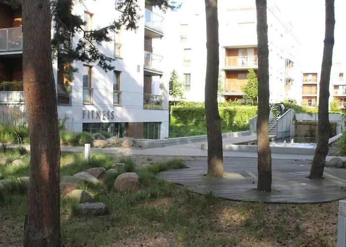 Nadmorski Dwor 20 Hotel *